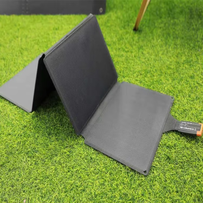 لوحة شمسية قابلة للطي بقوة 40  - مراجعة Drone Solar Charger وسعره